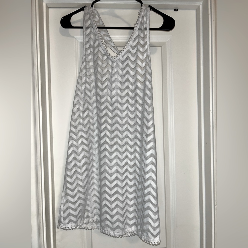 White Chevron Pattern Swim Suit Cover Up